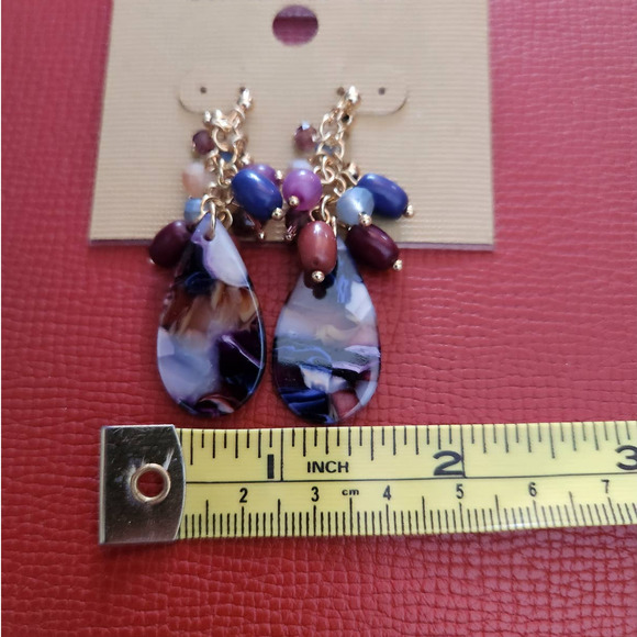 Boutique Dangle Earrings Gold Tone with Purples Multiple Shapes & Sized Beads - Picture 3 of 7